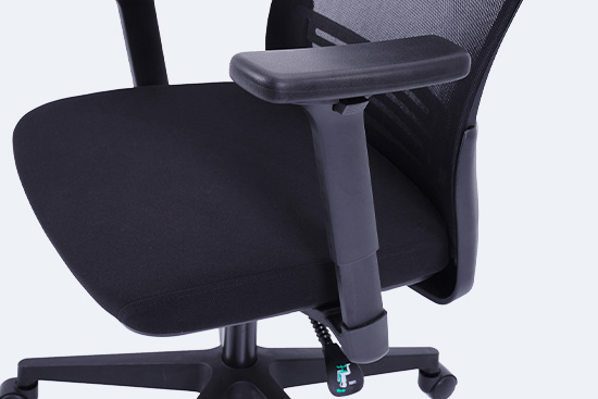 mesh executive chair (1).jpg